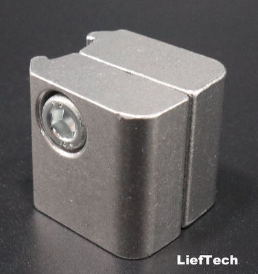 Dầu đúc gốm Aluminium Tube Connectors nối quay song song