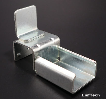Đường băng cuộn thép galvanized Placon With Retain Edge Flow Racking Accessory